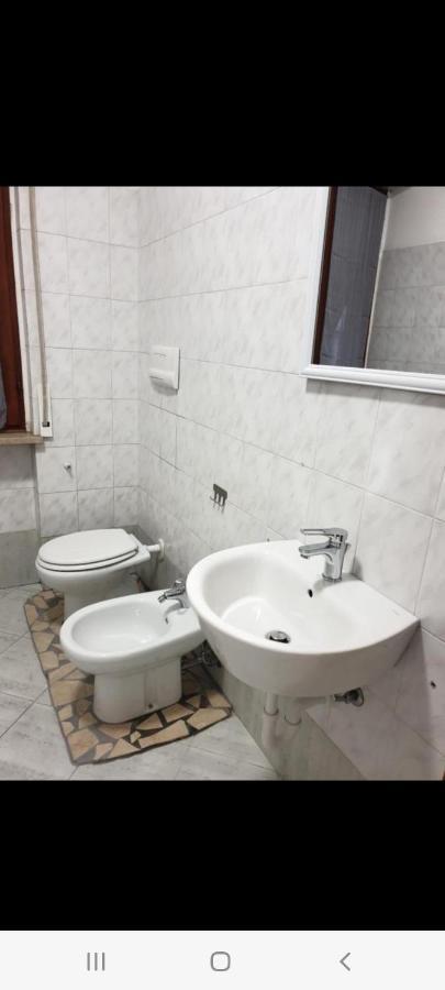 Affittacamere Airport Orio Bergamo Orio al Serio Exteriör bild